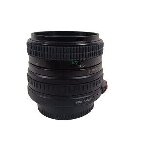 Quantaray 28mm f/2.8 Wide Angle Lens Canon FD Mount Manual Focus Japan 52mm